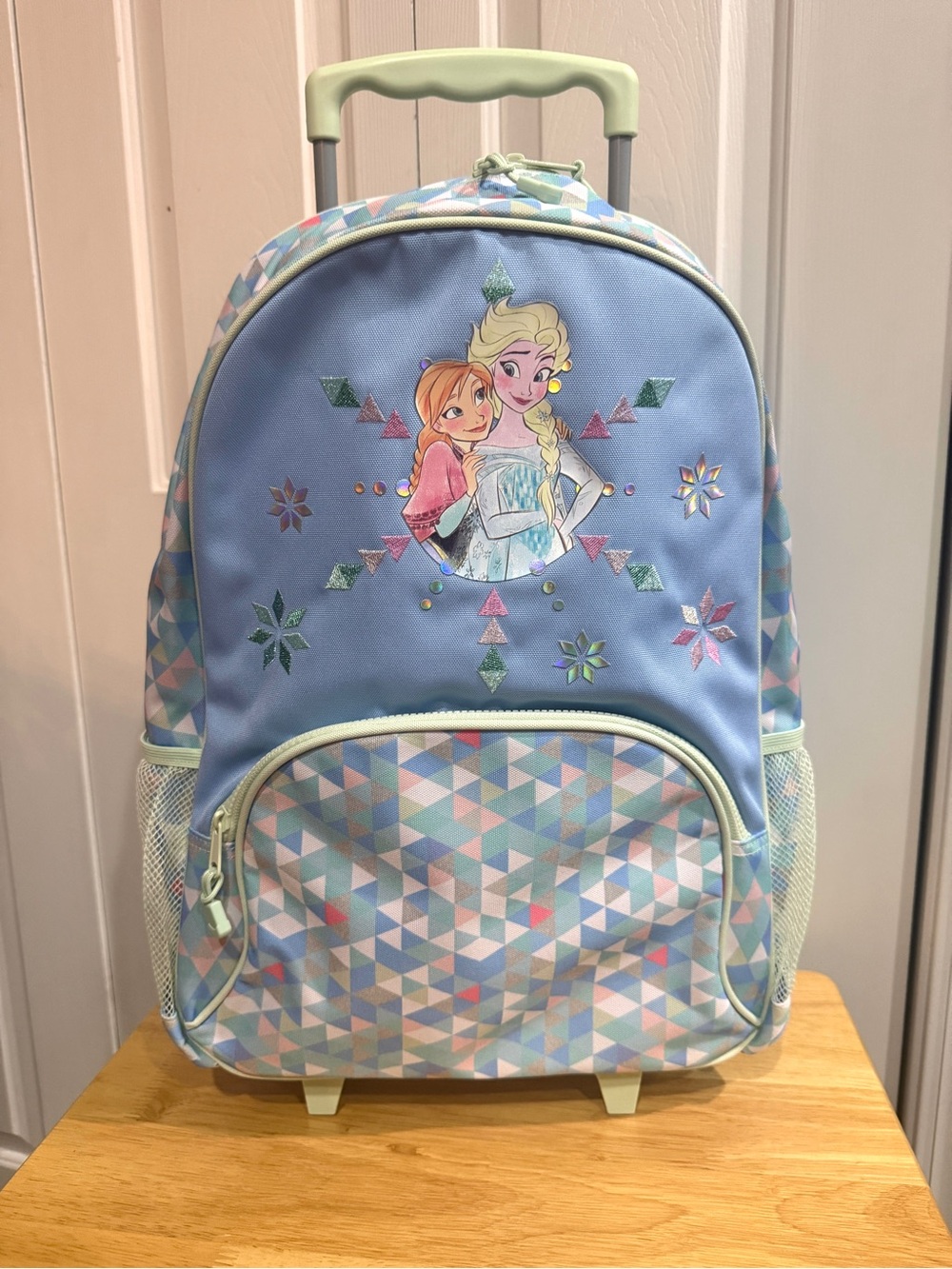 NEW ~ DISNEY AUTHENTIC FROZEN ELSA AND ANNA ROLLING BACKPACK